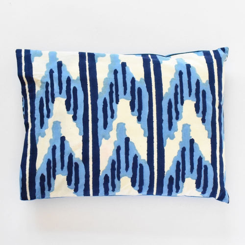 Lisa Corti Nina's Rose Blue accent pillow 30x40cm cushion